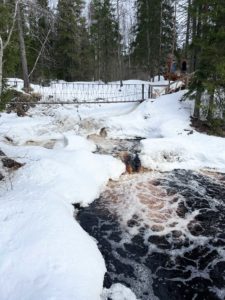 мосты над водопадом Ахвенкоски зимой