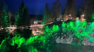 рускеала, ночная подсветка
