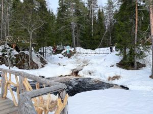 вид на водопад
