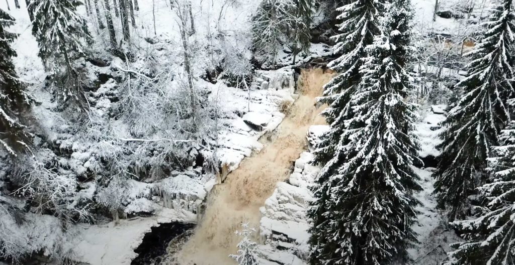 зимние водопады белые мосты