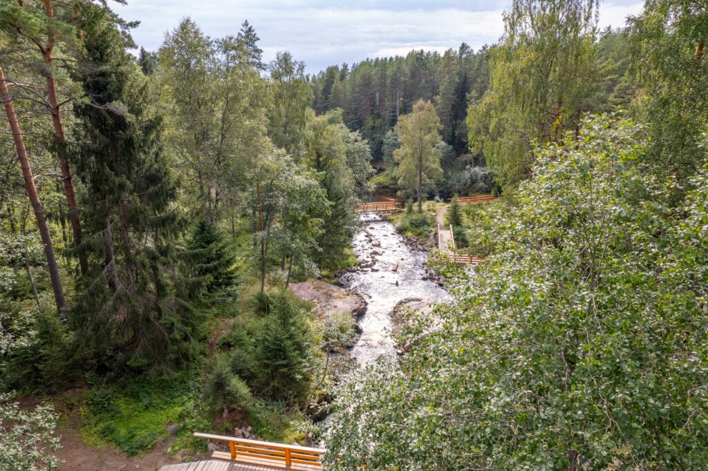 Водопад Нижний Койриноя