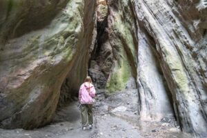 Карадахская теснина в Дагестане с туристами