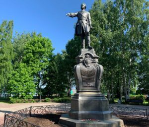 Памятник Петру I в Петрозаводске