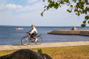 Пирамида в Петрозаводске Онежская набережная