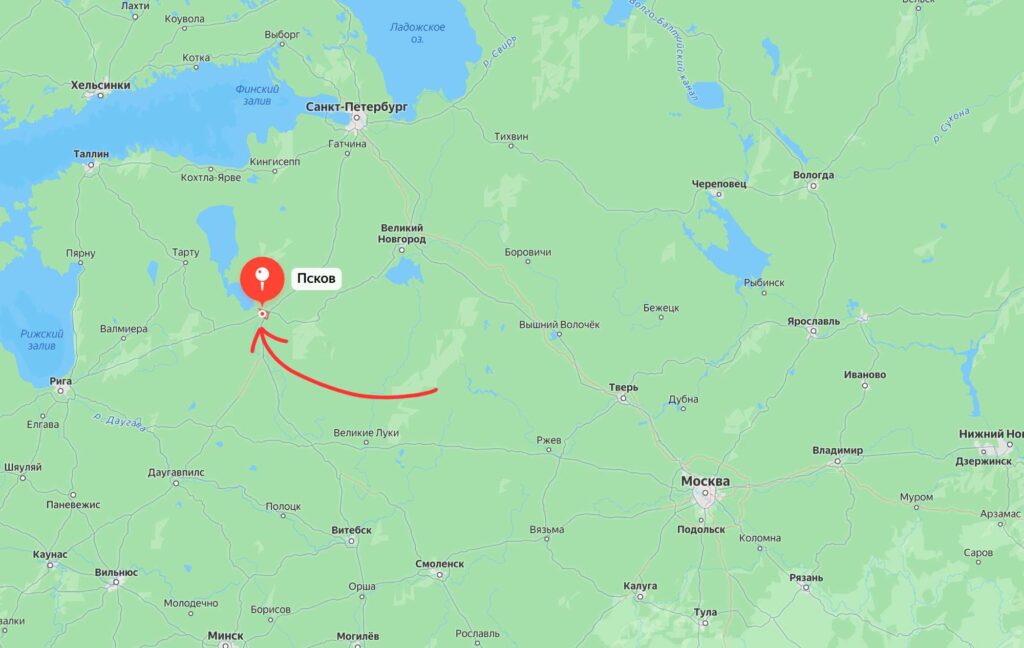 Псков на карте России