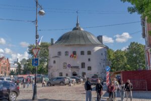 Круглая башня, фасад со входом, Выборг
