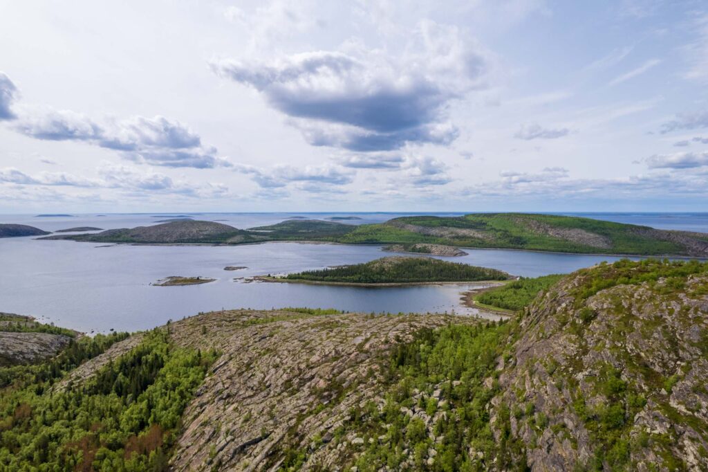 Соловки и Кузова под северными облаками